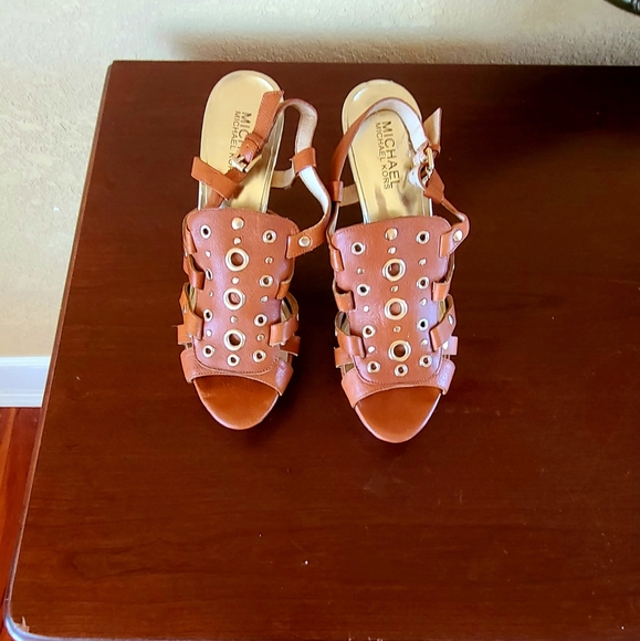 Michael Micheal Kors open toe heels w/ cork soles - Picture 1 of 8